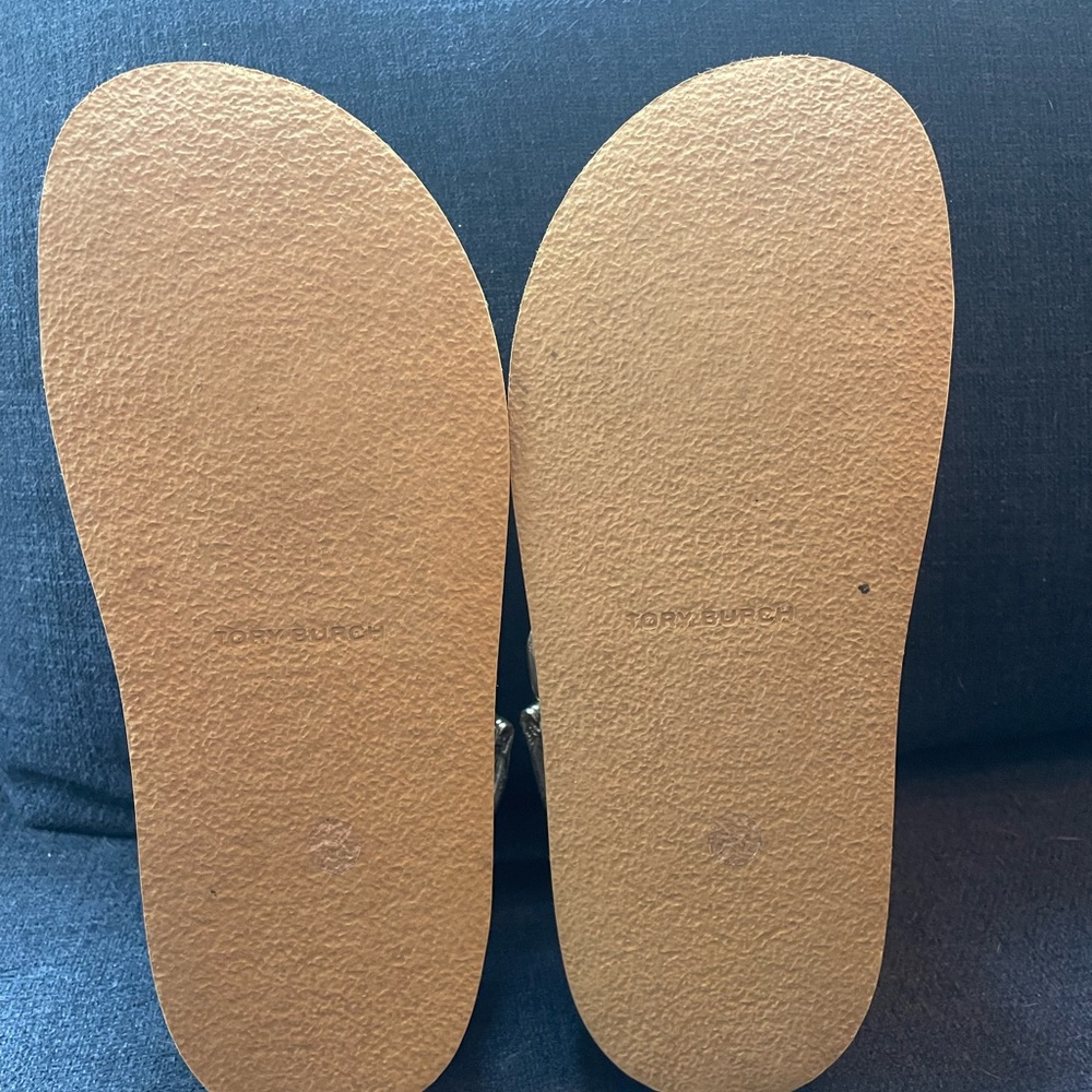 Tory Burch light gold sandals. Size 7. Excellent condition. - Picture 4 of 5